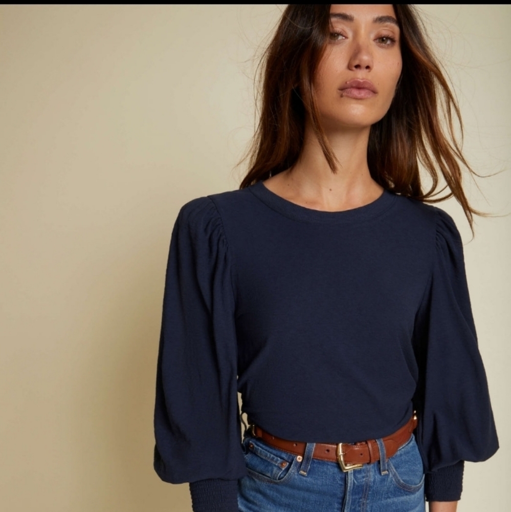 Loren Top Navy Medium